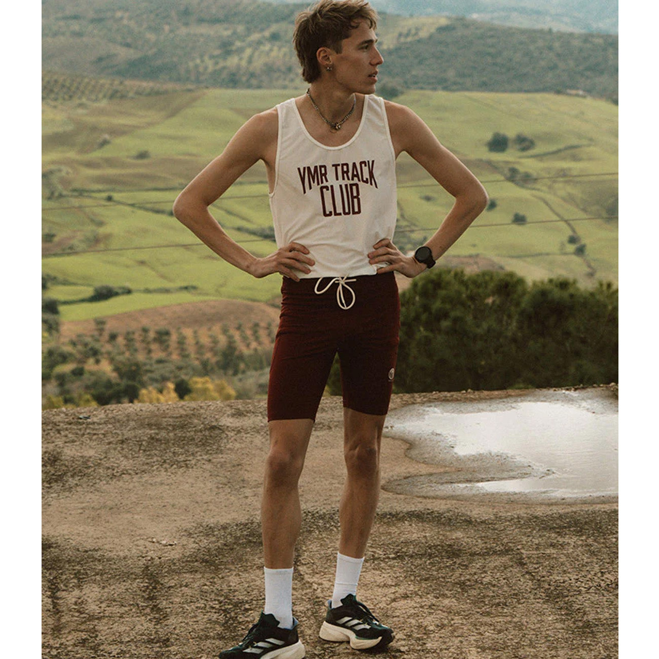 YMR Track Club Änggarden Men's Singlet Off-White Burgundy