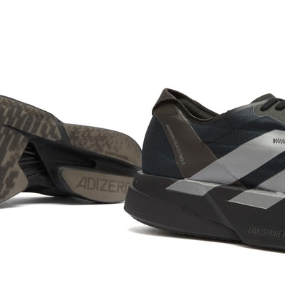 adidas Adizero Adios Pro 4 Herren Core Black Iron Metallic Carbon