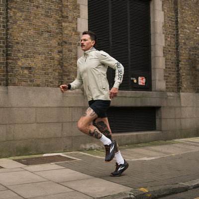 Gore Wear Concurve GORE-TEX Logo Jacket Herren Tech Beige Black