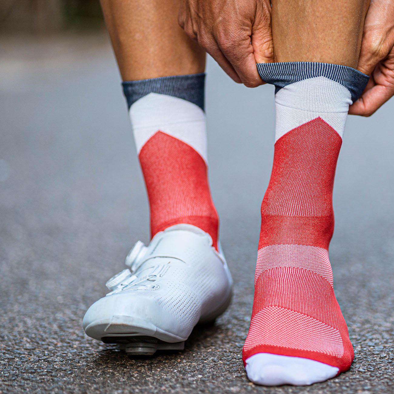 Incylence Arrows Triathlon Socks Long Tricolore-Runster