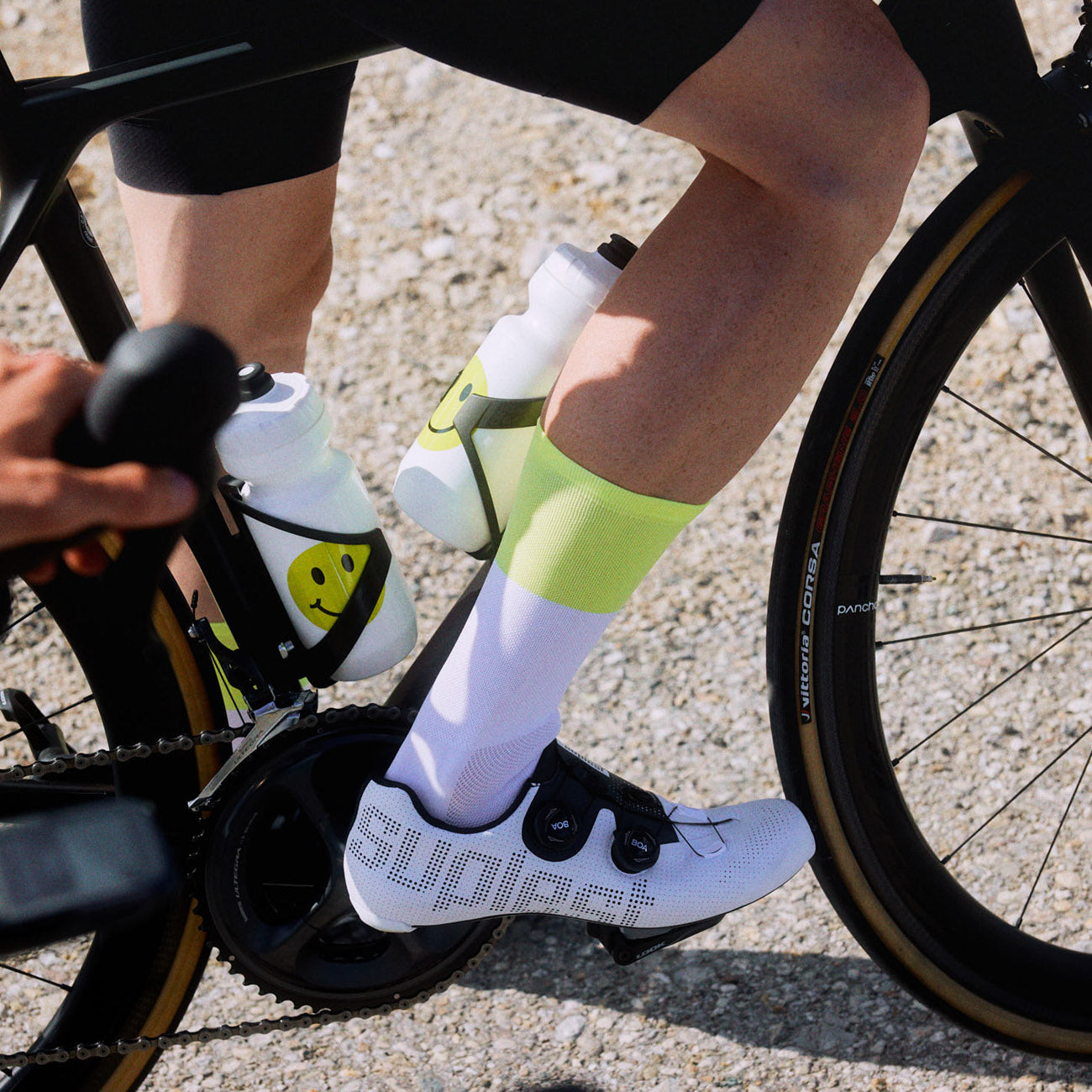 Fingerscrossed Road Socks Block White Neon