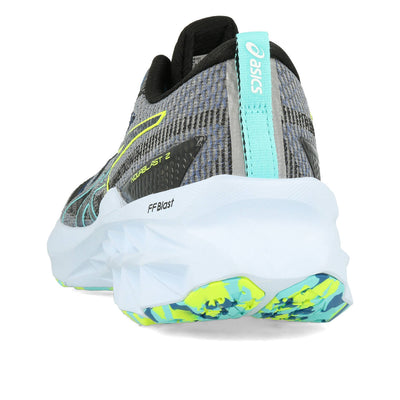 Asics Novablast 2 LE Herren Black Hazard Green