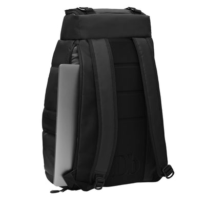 Db The Strøm 30L Backpack Black Out