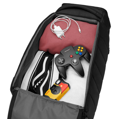 Db The Strøm 30L Backpack Black Out